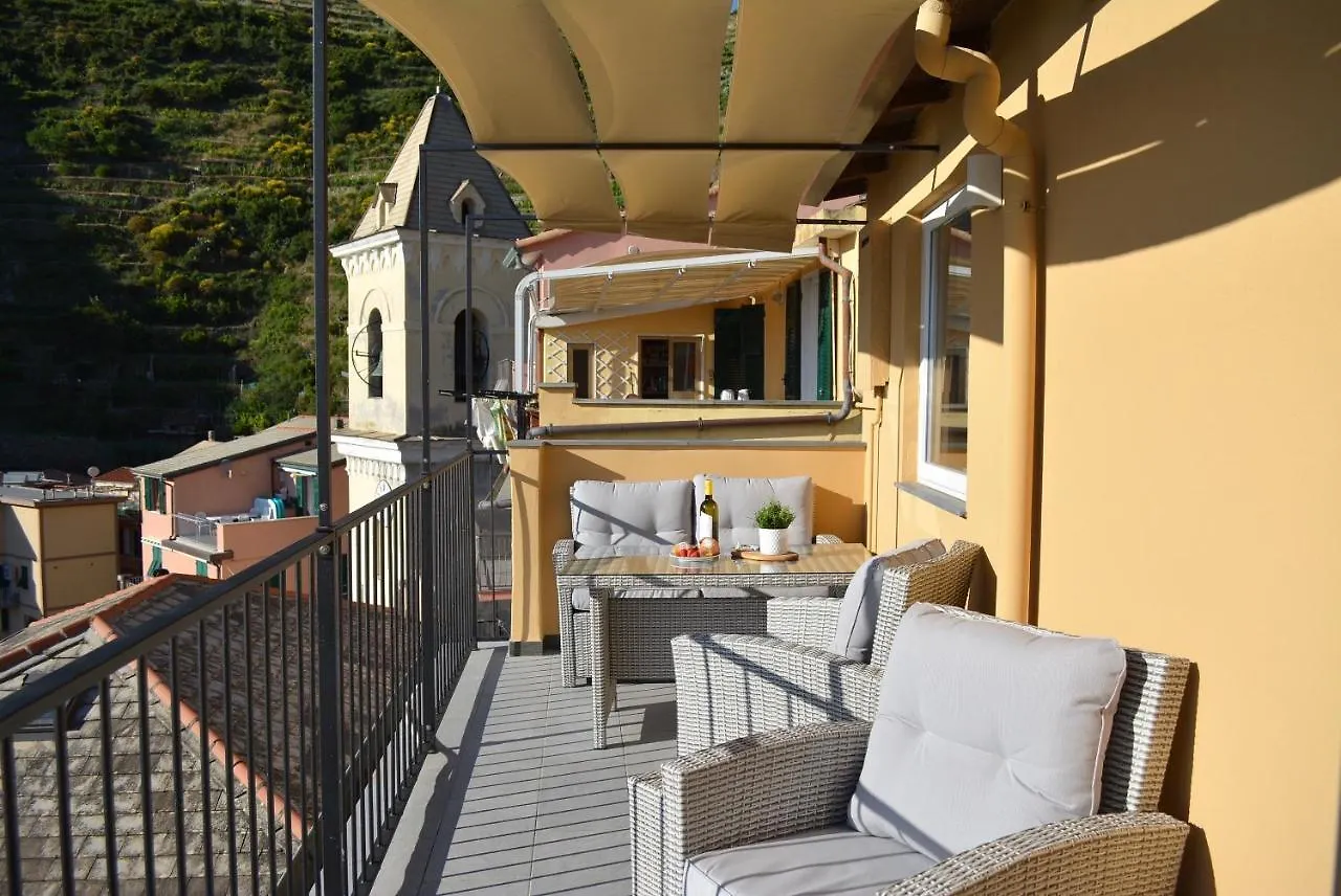 Apartment L' Attico Giallo Oro Di Giulia Manarola